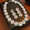 Collar Redondo Incrustado de Diamantes Transfronterizo, Cadena para Clavícula de Nicho Elegante y Exquisita, Lujo Ligero, Versátil, Joyería de Gama Alta, Elegante al por Mayor