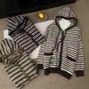 Cárdigan de Punto con Capucha Rayado Retro Estilo Coreano para Mujer Otoño Invierno Nuevo Holgado Estilo Perezoso Versátil Abrigo Suéter