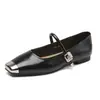 Sapatos Mary Jane Prata Bico Redondo para Mulheres, Modelo Primavera 2025, Baixos com Aumento Interno de Altura, Fivela Única, Macios, Respiráveis e Absorventes de Choque
