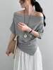 Camiseta de Diseño Asimétrico de un Solo Hombro Estilo Coreano Perezoso Chic para Mujer, Top Adelgazante con Hombros al Descubierto N8675