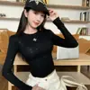 Camiseta de manga larga con forma de estrella y diamantes para mujer, adecuada para otoño e invierno, se puede usar como capa base o sola, corte ajustado y top regular favorecedor