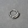Anillo de moda y personalidad única, chapado en latón, oro real de 18 quilates, diseño de nicho europeo y americano, anillo simple, elegante y combinable.