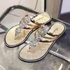 Chanclas 2024 Sandalias de Verano para Mujer con Diamantes Zapatos de Playa para el Mar para Salir Clips Planos con Pedrería Redonda Frescas