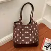 Bolsa de Grande Capacidade para Deslocamento Transfronteiriço Feminina Outono 2026 Novo Estilo Popular Bolinhas Bolsa de Ombro Único de Axila Bolsa de Mão