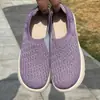 Zapatos para Mujer 2025 Primavera Zapatos Transfronterizos para Mujer Zapatos de Tela Old Beijing Suela Suave Ligeros Zapatos para Madre Suela Gruesa Zapatos Casuales