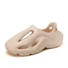 Sandalias y Chanclas de Playa Todo Incluido Transfronterizas para Uso en Exteriores, Pantuflas Suaves para el Hogar y el Baño, Zuecos Casuales de Verano al por Mayor