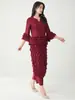 Traje de Primavera 2026 para Mujer de Miyake con un Diseño Único, Top tipo Camiseta de Nicho y Falda Ajustada a la Cadera, Conjunto de Dos Piezas a la Moda y con Estilo