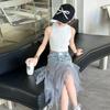 Conjunto de Verano para Niñas 2026 Nuevo Estilo Chaleco sin Mangas Falda de Malla Denim con Parches Conjunto de Dos Piezas Moderno