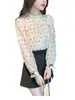 Nova Blusa Feminina de Meia-Gola com Estampa Floral Emagrecedora Estilo Francês para Primavera e Outono Top Versátil de Manga Longa
