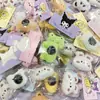 Pelúcia de Jogo de Casamento Desenho Animado Boneco Aleatório Broches, Mercadoria de Feira, Presentes de Casamento e Aniversário Atacado