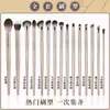 Conjunto de Pincéis para Sombra, Pincel Chanfrado para Delineador, Pincel para Esfumar Sombra do Nariz, Pincel para Blush, Pincel para Pó Solto, Conjunto de Pincéis para Corretivo e Fixação