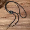 Gravata bolo estilo vintage com formato de headstock de guitarra para homens, cordão trançado no estilo cowboy western com acessório de pingente de metal