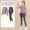 Conjunto esportivo profissional para corrida feminina, novo traje de fitness de verão respirável de secagem rápida, conjunto de yoga de alta qualidade de manga curta
