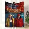 Manta Cálida Estampada de la Serie de Televisión Americana Stranger Things, Manta Espesa de Felpa, Forrada de Vellón, Producto Más Vendido, Nueva Manta de Franela en Aliexpress