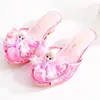 Zapatos de princesa Aisha para verano de niña, pantuflas de tacón alto, sandalias infantiles de dibujos animados versátiles, zapatillas de casa para niños con pedrería