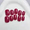 Conjunto de Arte para Unhas Retro Vermelho Novo Estilo com 30 Peças, Simples e Sofisticado, Realça a Tez, Adequado para Uso Diário, Formato Oval, Elegante e Sofisticado