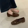 Zapatos de Cuero Pequeños Retro Británicos de Gamuza con Punta Cuadrada 2026 Estilo Nuevo de Primavera Mocasines sin Cordones Zapatos Tipo Gorro con Tacón Grueso