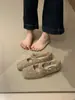 Zapatos Mary Jane de felpa con aumento de altura interior estilo francés 2026 Invierno retro lunares punta cuadrada boca poco profunda cálidos zapatos de una sola capa zapatos de algodón con pelo