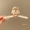 Pinzas para el cabello de alta gama para mujer para la parte posterior de la cabeza, exquisitas pinzas de garra de perla para el día a día, elegantes pinzas de tiburón para salir, venta al por mayor de artículos pequeños de Yiwu