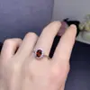 Anillo de Granate Rojo Natural Plata 925 Incrustado de Precisión con Cuerpo Totalmente Transparente Color Fuego Super Brillante Piedra Principal 5*7mm
