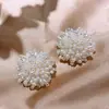 Novos Brincos Flor de Pérola Design de Nicho Luxo Leve Brincos de Alta Qualidade Simples Elegantes Modernos Versáteis Joia para Orelha