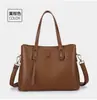 Bolsas de mano para mujer para el trabajo al por mayor transfronteriza nuevas versátiles para dama bolsas grandes de capacidad casuales bandoleras bolsas de mujer grandes