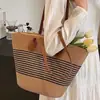 Bolsa de palha trançada para mulheres, novo modelo 2026, grande capacidade, bolsa de ombro versátil para o dia a dia, bolsa de praia fashion, bolsa tote