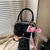 Bolsa Pequena Texturizada de Luxo para Mulheres 2026 Nova Tendência Versátil Bolsa Transversal Elegante Bolsa Quadrada Pequena em Relevo