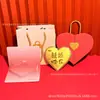 Oro Puro 999 Creativo 520 Qixi Exquisita Moneda de Oro en Forma de Corazón Set de Regalo Decoración del Día de San Valentín Personalizado Venta al por Mayor