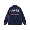 Marca Nacional Sta Trendy Estilo Retro Americano para Pareja Patrón de Nube Logo de Dragón Camiseta de Manga Larga Top Holgado para Hombre en Azul Marino