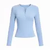 Top de yoga de manga larga cruzado en el cuello, corte ajustado, moldeador del cuerpo, medio botón, camiseta deportiva, alta elasticidad, tenis, ropa de fitness, mujer
