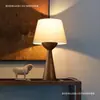 Nova luminária de mesa simples e elegante em estilo vintage para sala de estar e escritório, luminária de cabeceira de madeira maciça para uma atmosfera aconchegante no quarto