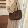Bolso casual de gran capacidad con estampado de leopardo para mujer, nuevo bolso de hombro de moda 2026 para ir al trabajo, bolso tote versátil de moda