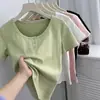 Camiseta de Manga Corta Ajustada con Cuello en U para Mujer, Estilo Veraniego con Diseño de Botones, Largo Corto para Figuras Petites, Top de Algodón Canalé Pure Desire