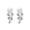 Aretes de Racimo de Uva Perlada Francesa Espumosa, Exquisitos, Modernos y Lujosos Aretes de Gypsophila