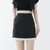 Saia Meia-Calça de Bolinhas Feminina 2026 Nova Primavera Verão Cintura Alta Petite Super Quente Temperamento Renda Linha A Envolvente no Quadril Saia Curta