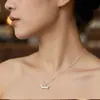 Colar Pingente Dachshund Prata Estilo Coreano Ins Cool e Discreto, Série Animais Pequenos, Colar de Luxo Leve da Moda