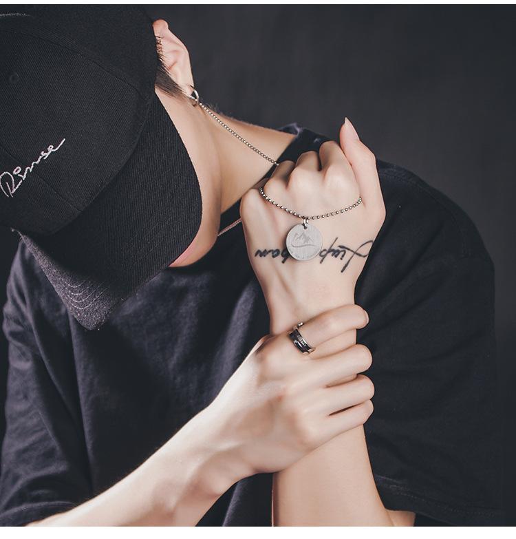 DWX0445-山盟海誓圆牌项链 (13).jpg