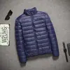 Chaqueta acolchada de algodón ligera y ultrafina para hombre, talla grande, para liquidación antitemporada, corta y resistente al frío.