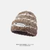 Gorro de Felpa de Invierno para Mujer, Gorro de Oso Versátil de Moda, Diseño que Envuelve la Cabeza para Hacer que la Cara Parezca Más Pequeña, Gorro Cálido para Circunferencia de Cabeza Grande, Suave y Esponjoso