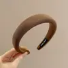 Diadema Nueva Retro 2026 Hace que la Cara se Vea Más Pequeña Diadema Elegante para Mujeres Ilumina la Piel No Aprieta la Cabeza Estilo Perezoso Pinzas para el Cabello Accesorios para el Cabello Mayoreo
