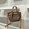 Elegante bolso de mano pequeño casual para mujer, nuevo modelo 2026, bolso tote estampado de lujo ligero para el día a día, bolso versátil de hombro y cruzado