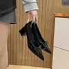 Nuevos zapatos de tacón grueso de punta fina y punta cuadrada estilo francés 2026 con lazo, un estilo nicho, suave y etéreo, versátiles y a la moda