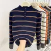 Suéter de Punto a Rayas Color Block Estilo Británico para Mujer Moda Otoño/Invierno 2025 Camisa Base de Botones a la Moda con Cuello Semi Alto Top Ajustado