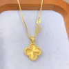 Fuente de transmisión en vivo de Tiktok: Collar de Trébol de Cuatro Hojas para Mujer, Cadena para Clavícula de Lujo Ligero de Nicho de Gama Alta, Joyería de Diseño Único