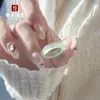Anel de Ágata Calcedônia Material Natural de Cavalo Novo Estilo Chinês Anel Liso Açúcar de Uma Mordida Calcedônia Transparente de Gelo Alto Atacado