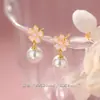Lujo Ligero, Modernos, Gama Alta, Diseño de Nicho, Frescos, Dulces, Versátiles, Elegantes Aretes de Perlas Flor de Cerezo, Modelo Nuevo para 2026