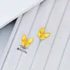 Pendientes Vintage de Lujo Ligero Color Oro Arena Flor Luna Mariposa Pendientes de Oro Imitación Moda Nicho para Mujer Pendientes de Boda de Gama Alta
