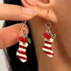 Pendientes de aleación con diseño de alce y copo de nieve, de estilo europeo y americano, con dibujos creativos, para Navidad.
