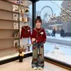 Versátil Primavera/Otoño Nuevo Estilo Versión Coreana Estilo Escolar para Niñas Cárdigan de Manga Larga Jeans de Pierna Ancha de Moda Tendencia Conjunto de Dos Piezas